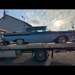 Meet your Posher, Eric